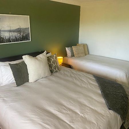 Fairhall Guest Lodge Woodbourne 外观 照片
