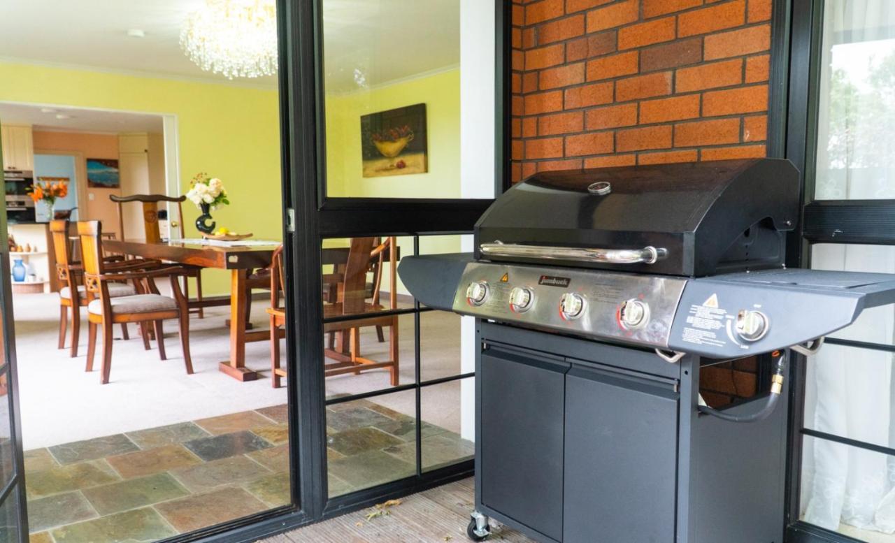 Fairhall Guest Lodge Woodbourne 外观 照片