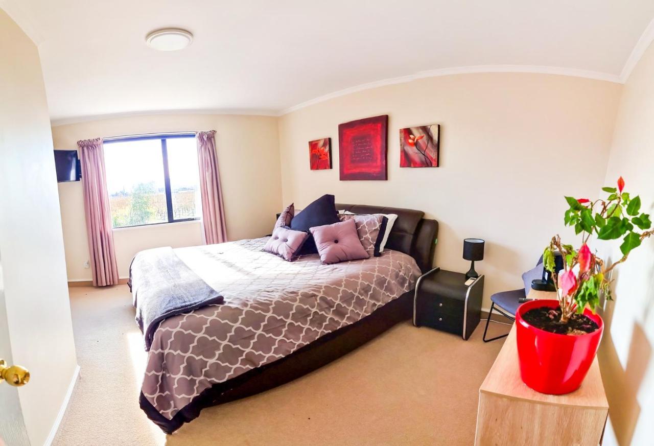 Fairhall Guest Lodge Woodbourne 外观 照片