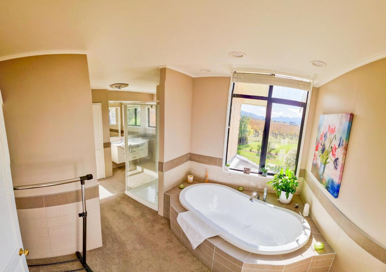 Fairhall Guest Lodge Woodbourne 外观 照片