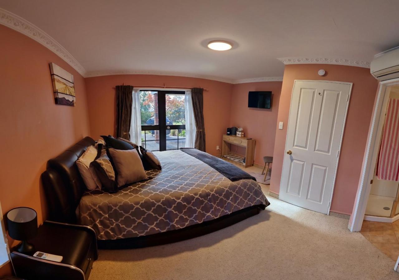 Fairhall Guest Lodge Woodbourne 外观 照片