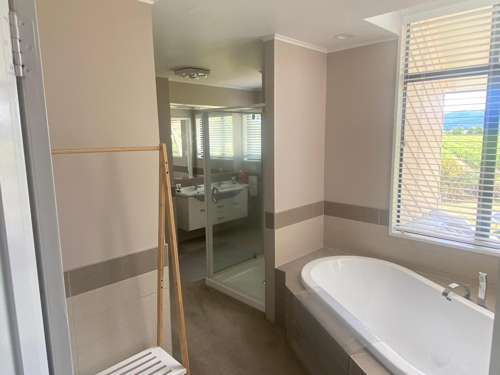 Fairhall Guest Lodge Woodbourne 外观 照片