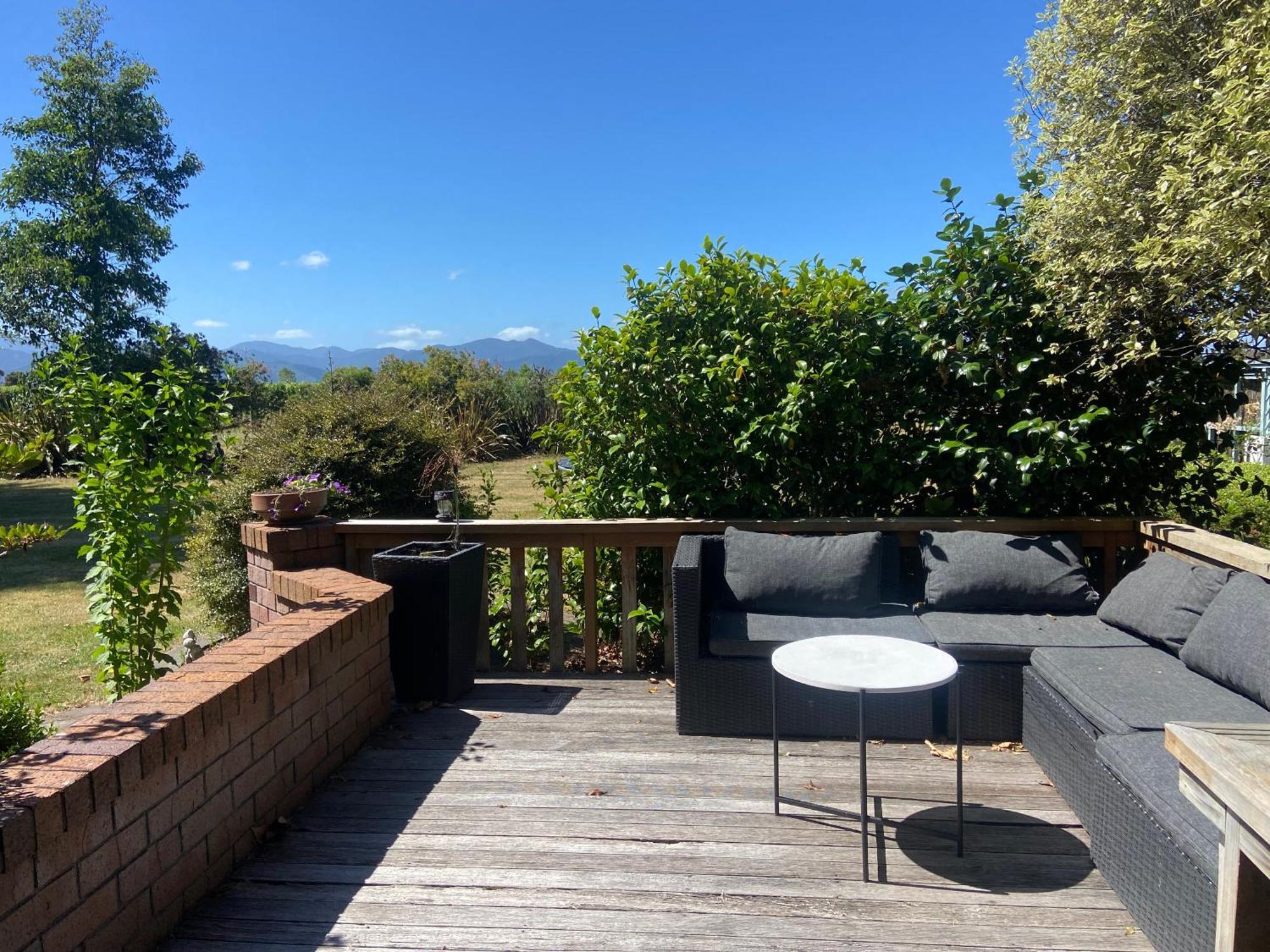 Fairhall Guest Lodge Woodbourne 外观 照片